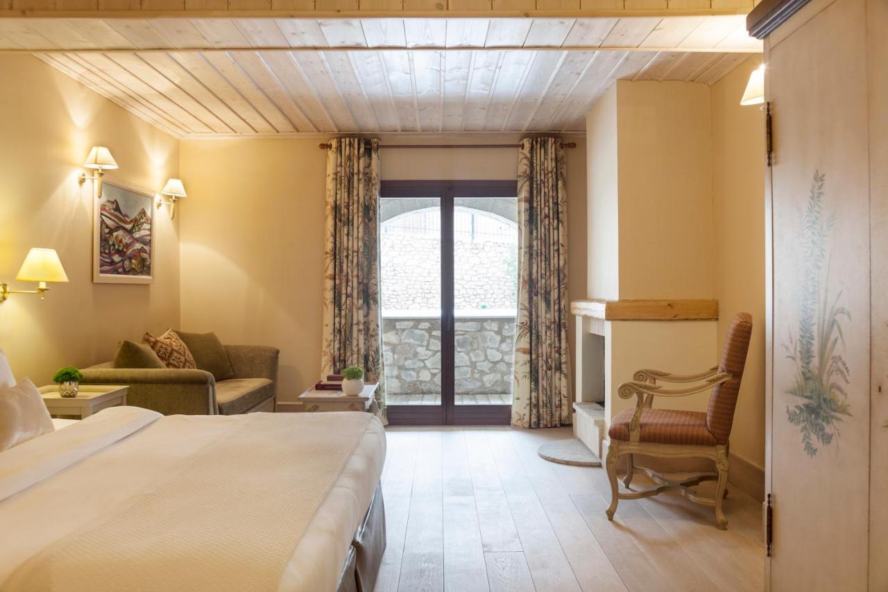 Santa Marina Arachova Hotel Екстериор снимка